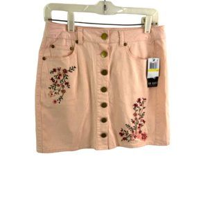 ONE HART Juniors Pink Embroidered Flowers Mini Skirt Unlined Size M